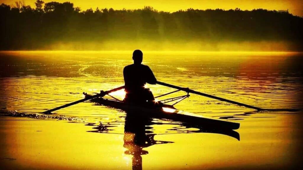 Kayaking Vs Rowing: Which Offers the Best Workout | Rowing Crazy