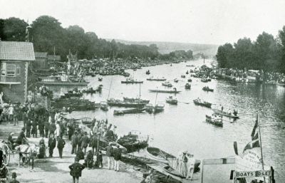 finish line of the 1895 Henley Royal Regatta