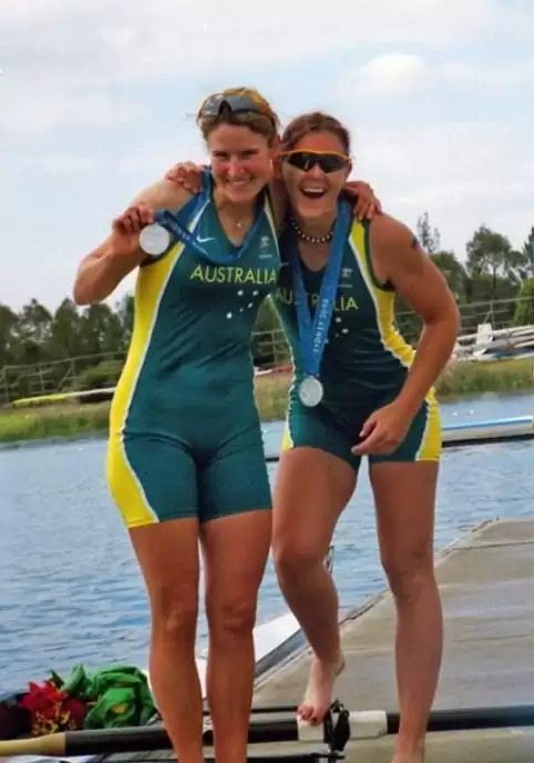 Rachael Taylor Sydney Olympics 2000 - pulling into the poontoon with olympic medals